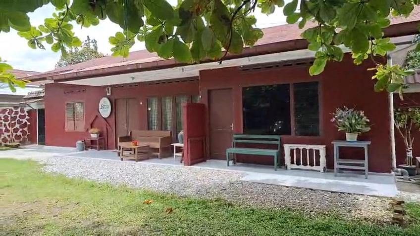 Brussels Homestay Balige Ngoại thất bức ảnh